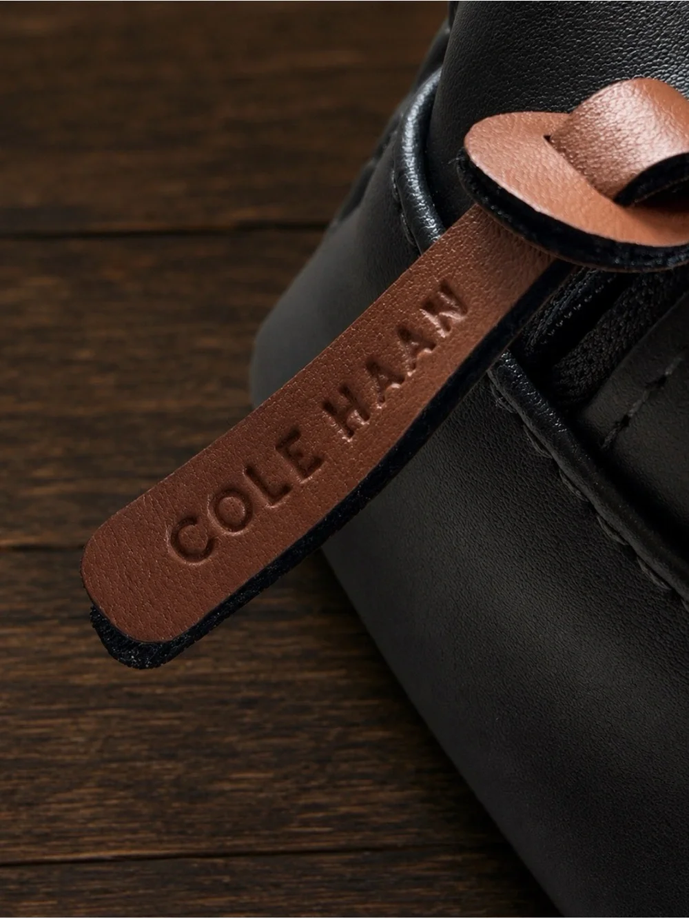 Cole Haan Dark Gray American Airlines Amenity Kit Toiletry Cosmetic Bag